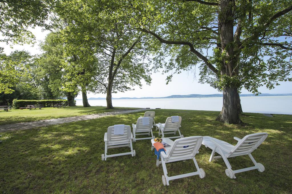 Familia Hotel Balatonboglár Eksteriør bilde