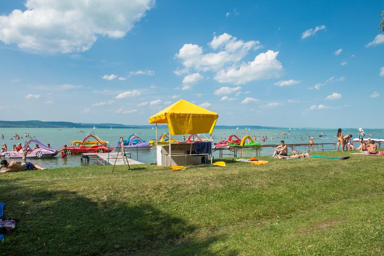 Familia Hotel Balatonboglár Eksteriør bilde